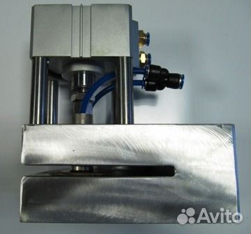 Пневматический прорубной штамп 