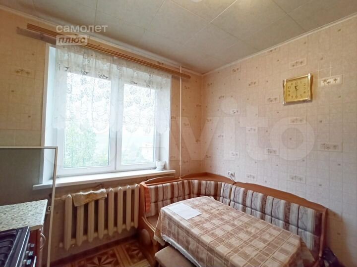 2-к. квартира, 54 м², 9/9 эт.