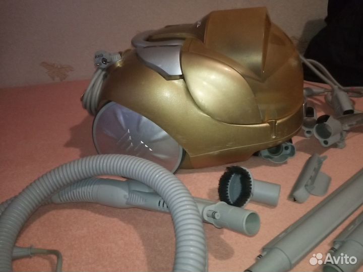 Моющий пылесос, отпариватель