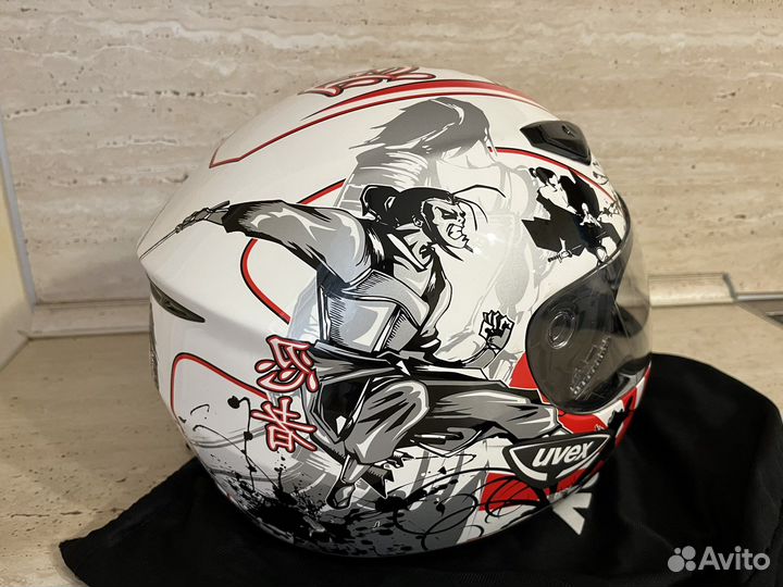 Мотошлем Uvex Xenova L