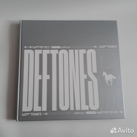 Deftones - White Pony (Super Deluxe Box Set)