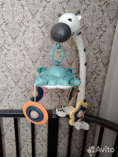 Мобиль на кроватку с проектором