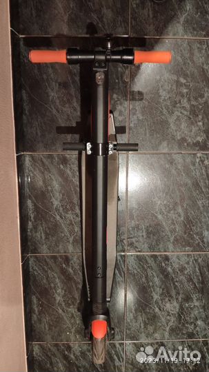 Электросамокат Ninebot KickScooter ES1L