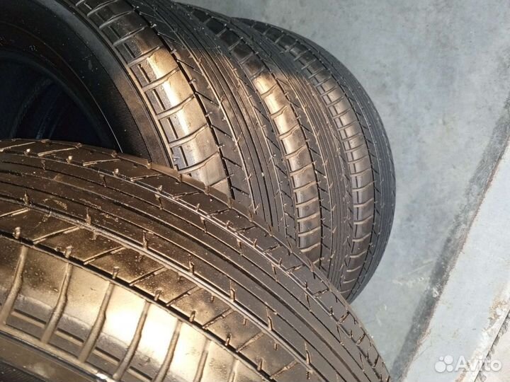 Yokohama Aspec A349A 215/60 R17 88T