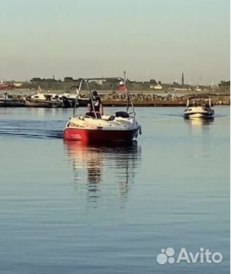 Катер BRP Sea-Doo Speedster 200