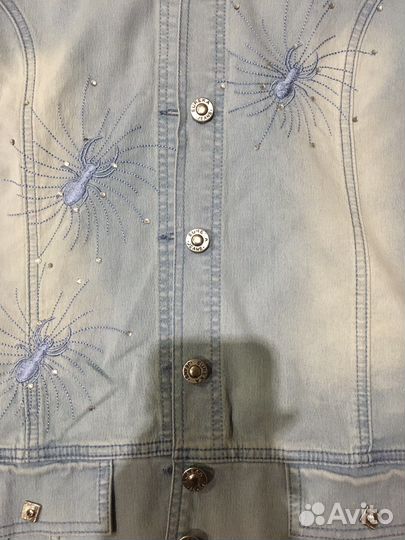 Джинсовая рубашка
