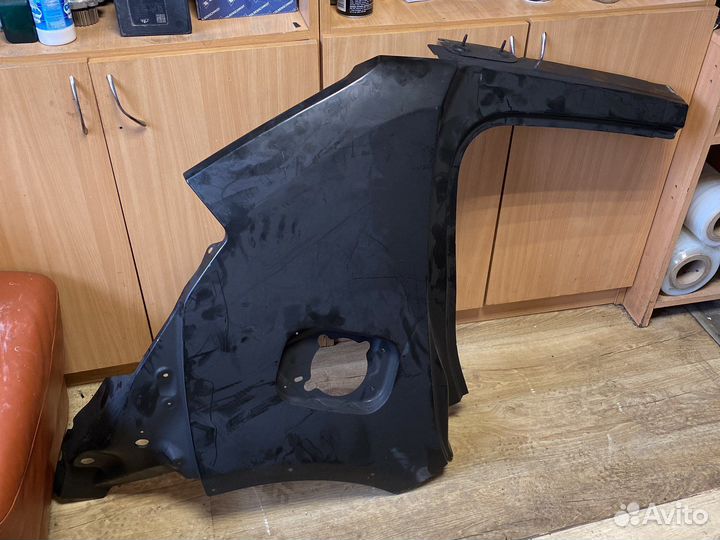 Renault sandero заднее правое крыло