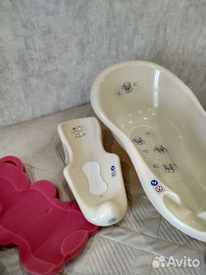 Детская ванночка с подставкой