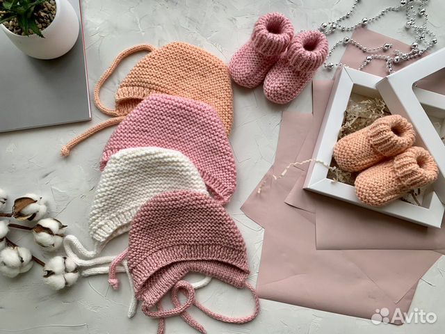 Шапки новые ручная работа