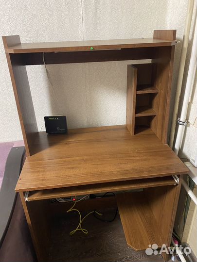 Компьютерный стол