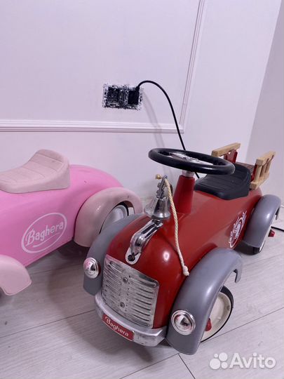 Машинка-каталка baghera