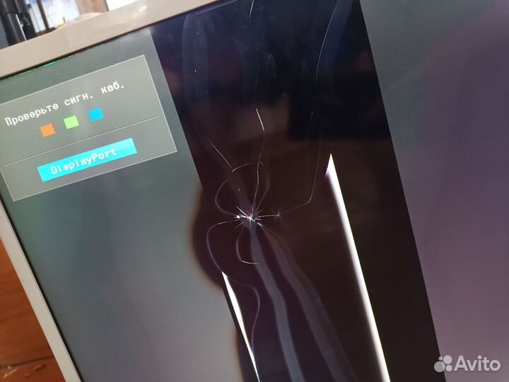 Монитор на запчасти