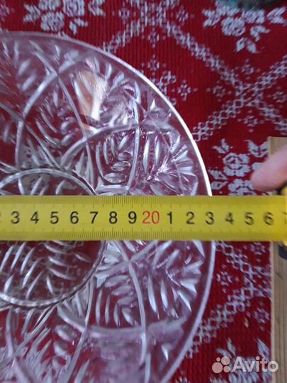 Два салатника + конфетница или масивная пепельница