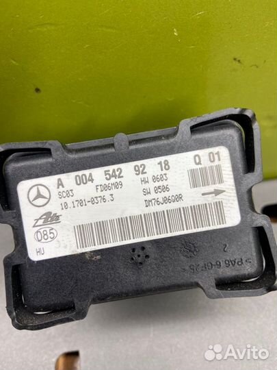 Датчик ускорения Mercedes-Benz C-Class W203