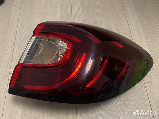 Фонарь правый наружний Renault Captur