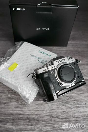 Fujifilm X-T4 body (Silver argent)