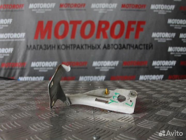 Шарнир капота левый Ниссан ад Y11 А578