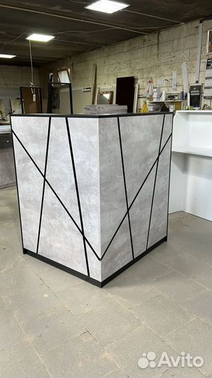 Ресепшн угловые и прямые / под заказ