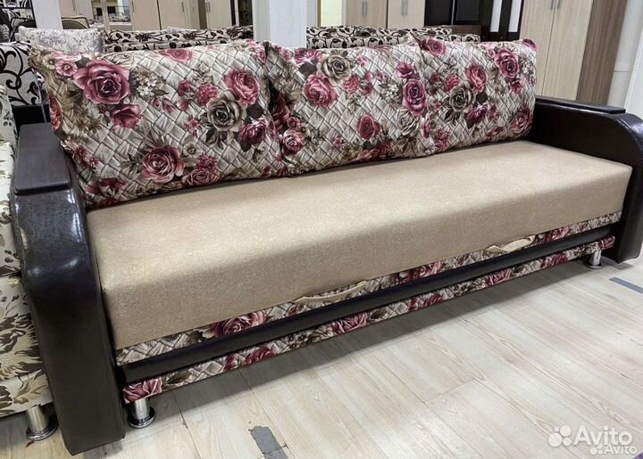 Диван евро книжка