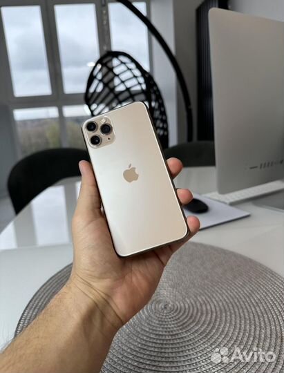 iPhone 11 Pro, 64 ГБ
