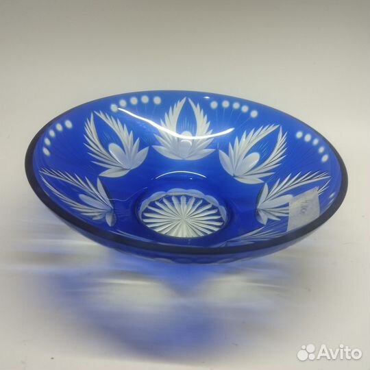 Сухарница хрусталь цветной резьба