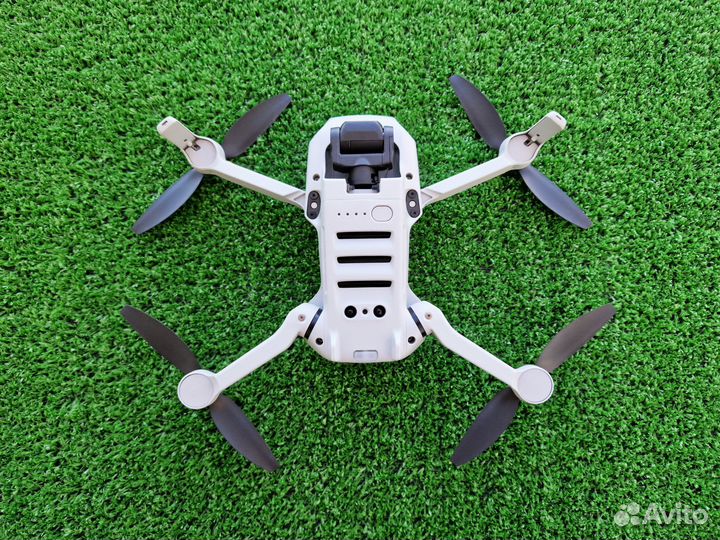 Квадрокоптер DJI Mini SE идеальное состояние