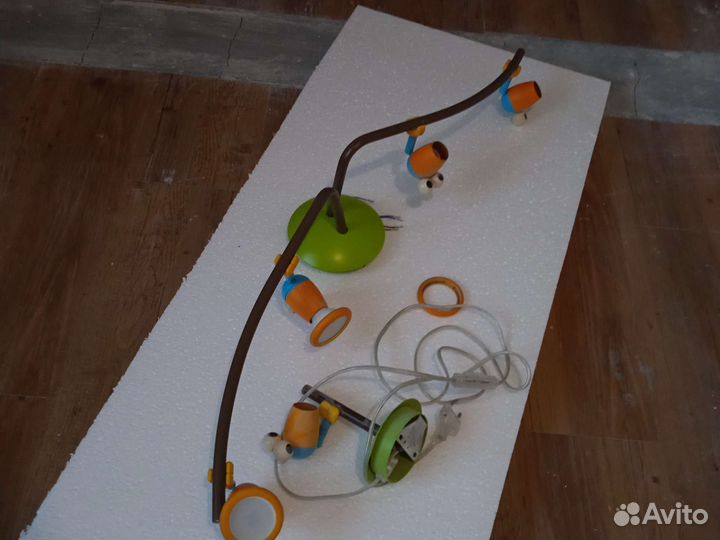 Светильник потолочный