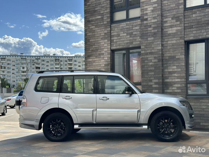 Mitsubishi Pajero 3.8 AT, 2017, 68 000 км