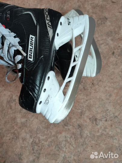 Коньки хоккейные Bauer