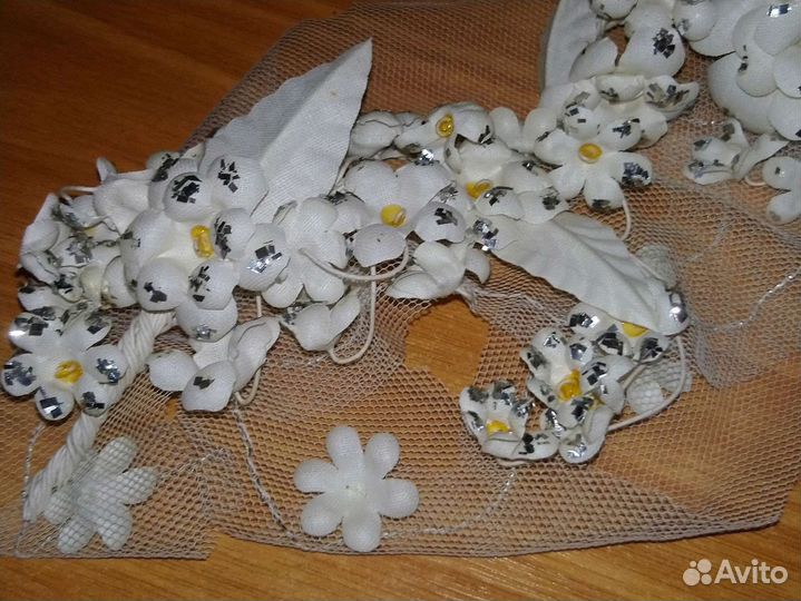 Украшение белое для шляпки, платья, декор