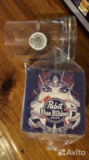 Пивной бокал и костеры