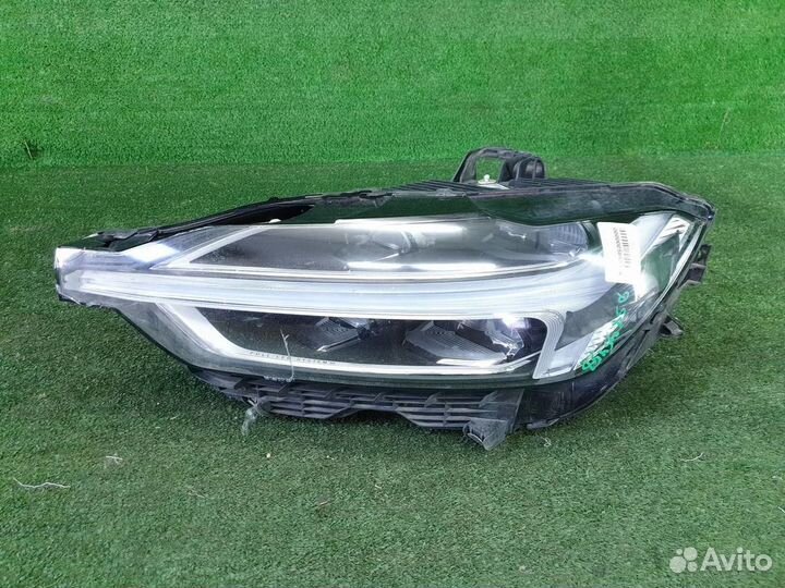 Фара левая Volvo XC60 2 (2017-2021) LED