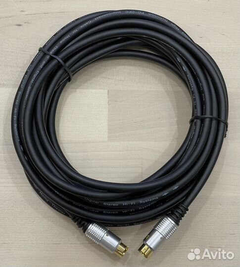 Кабель svhs-svhs Luxmann, 7м