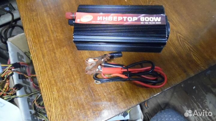 Инвертор автомобильный Союз 600Вт на 12В