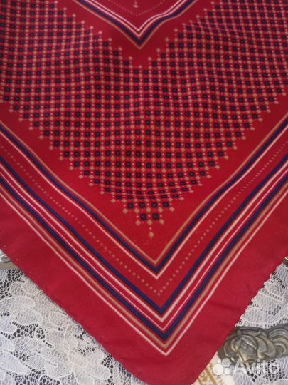 Красивый винтажный платок Италия