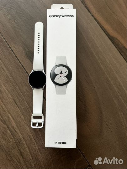 Часы samsung galaxy watch 4