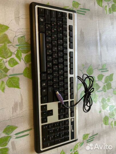 Клавиатура genius