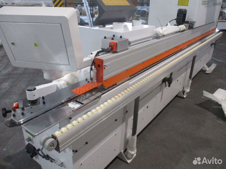 Кромкооблицовочный станок EdgeMatic 500 PRO