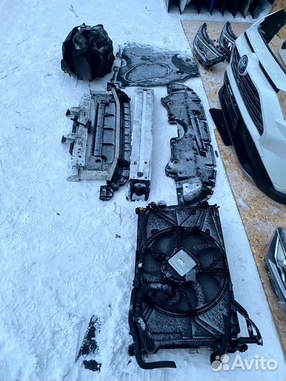 Toyota Rav 4 XA50 Ноускат Передняя часть авто