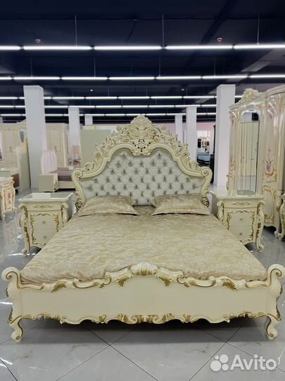 Спальный гарнитур Афина