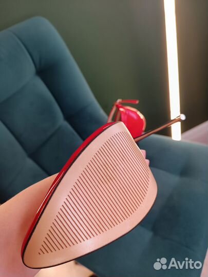 Туфли красные