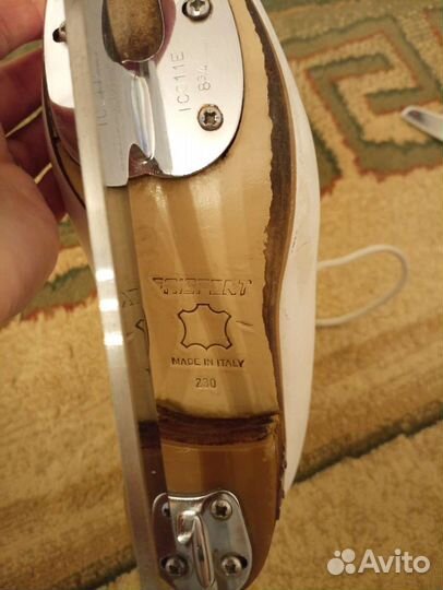 Фигурные коньки risport