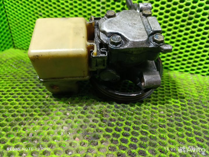 Насос гур Mazda 6 GG 2.0