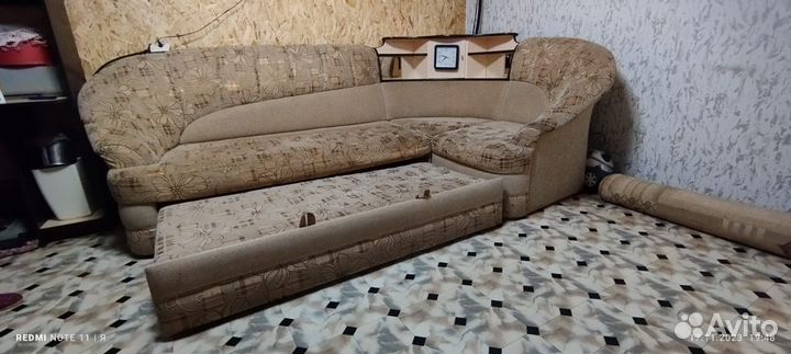 Угловой диван бу