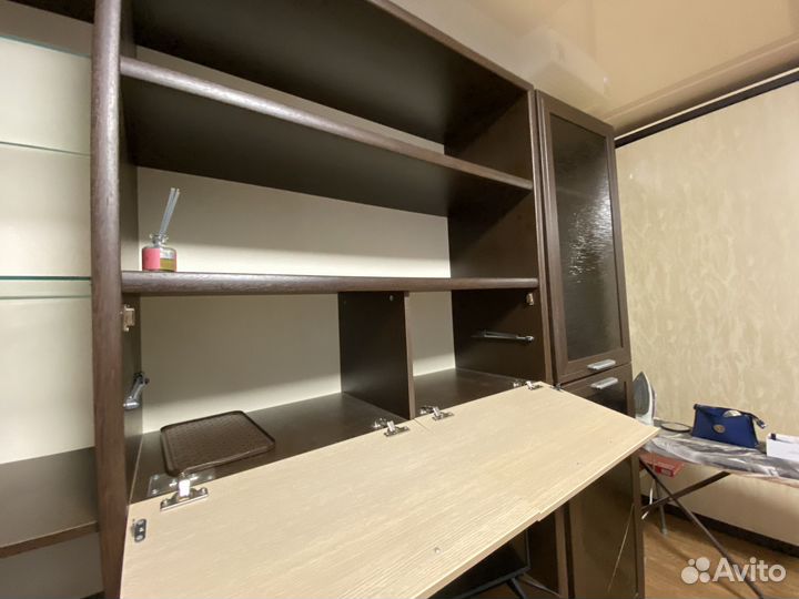 Стенка в гостиную