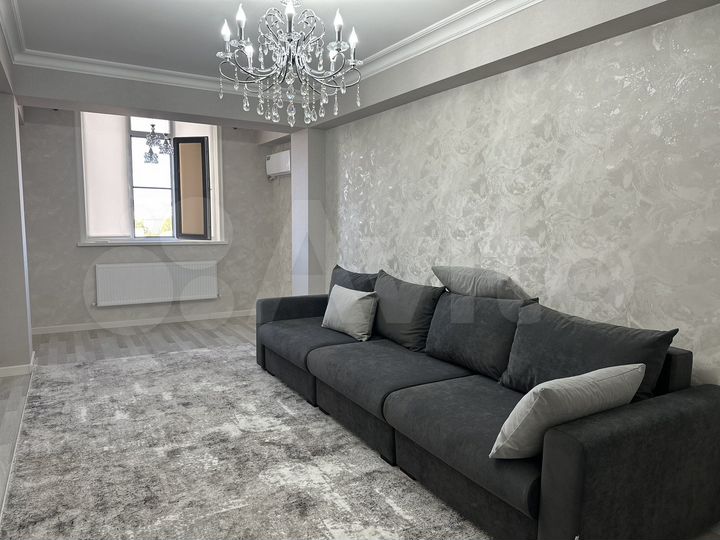 2-к. квартира, 65 м², 6/9 эт.