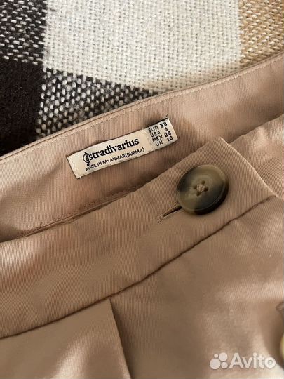 Юбка бежевая миди Stradivarius