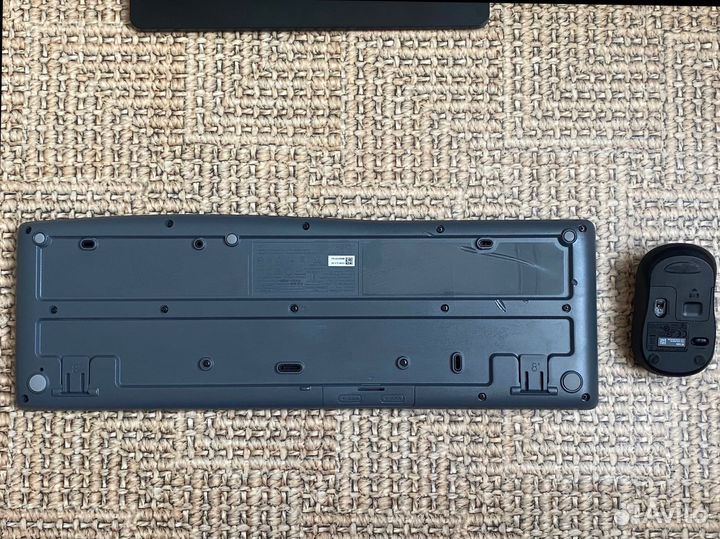 Беспроводная клавиатура и мышь logitech