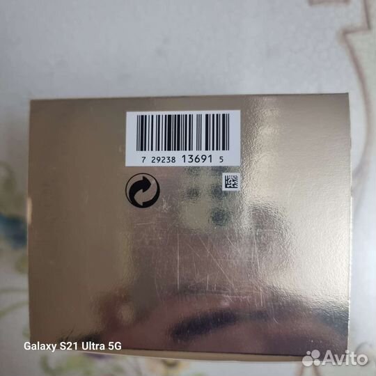 Тональный крем Cle de peau