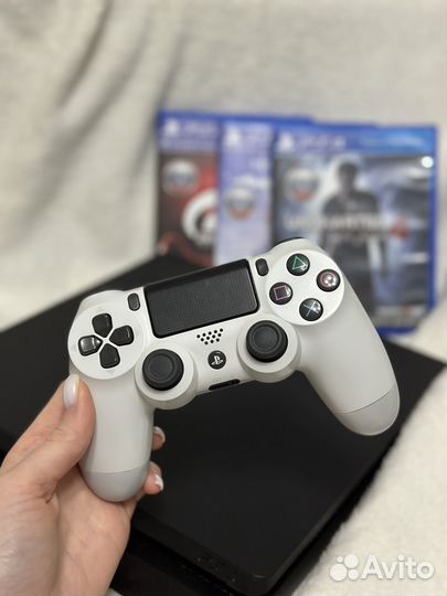 Sony PlayStation 4 slim 500gb (PS4) + 3 игры
